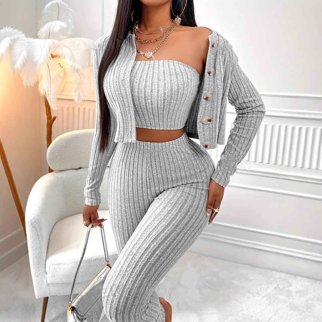 Dreiteiliges Damenmode-Set mit Cardigan und Top für stilvolle Outfits