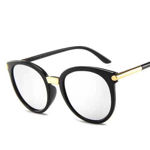 Bunte Retro-Sonnenbrille für eine farbenfrohe Persönlichkeit
