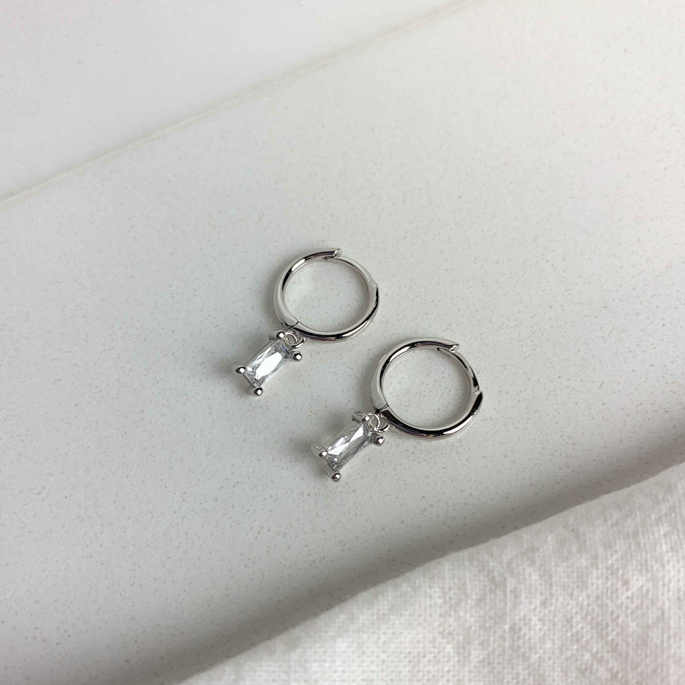 BURCU HOOPS 1,1CM - MULTIPLE COLORS