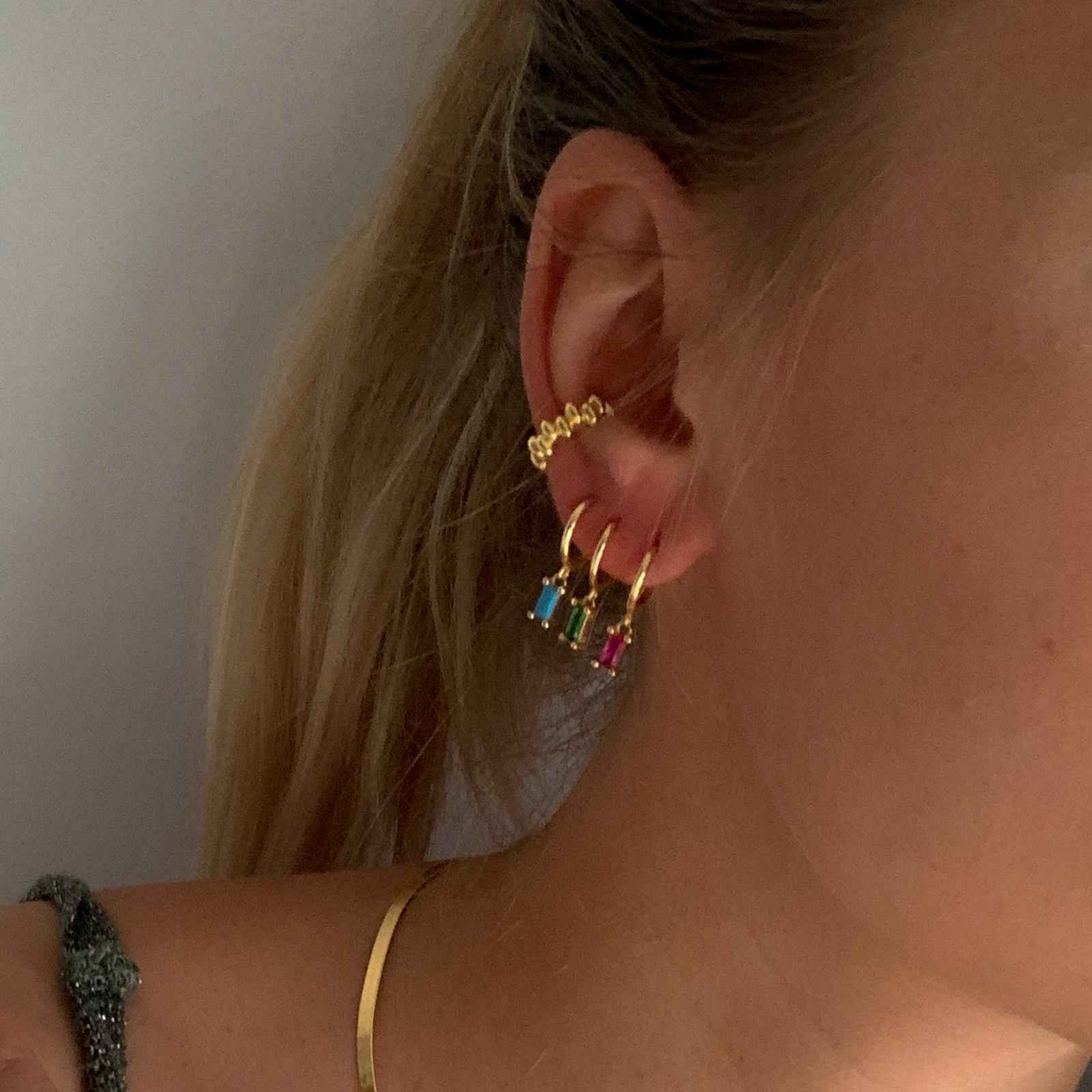 BURCU HOOPS 1,1CM - MULTIPLE COLORS